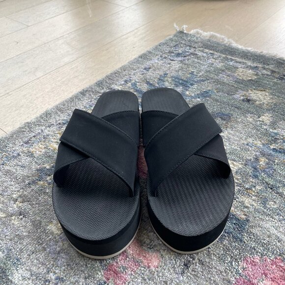 Like New Indosole Cross Platform Sandal Black/Sea Salt, size 8-9 - Picture 2 of 8